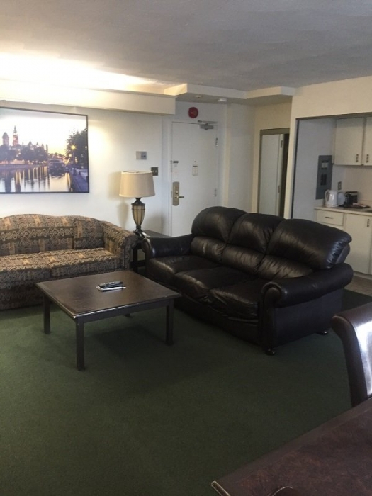 The Business Inn Lounge Area