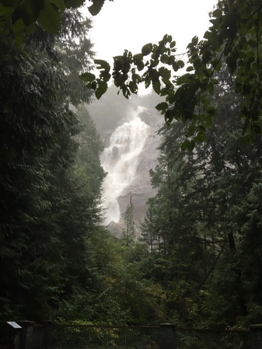 3 Weeks in Canada Shannon Falls on the Sea to Sky Highway from Vancouver to Whistler